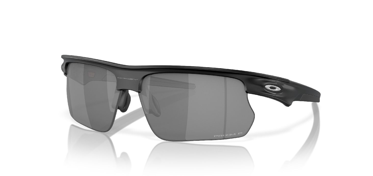 Oakley Rectangle Sunglasses 0OO9400 Black for Unisex