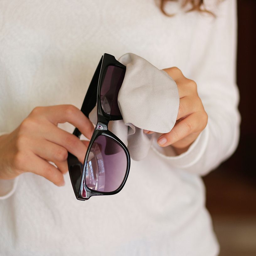 7 conseils pour entretenir vos lunettes de soleil